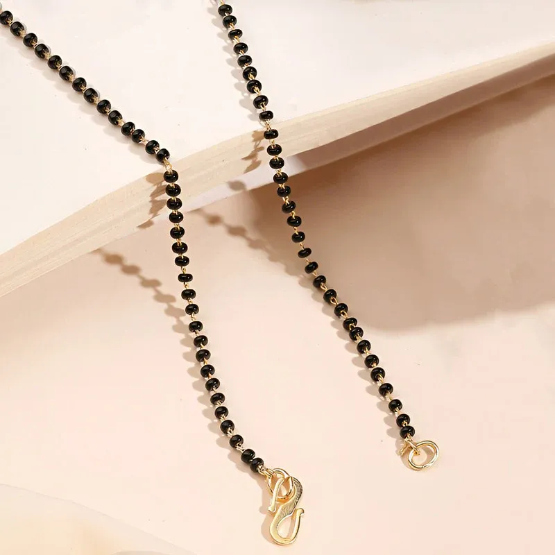 Niyanara Gold Plated Round Shaped Mangalsutra with Chain