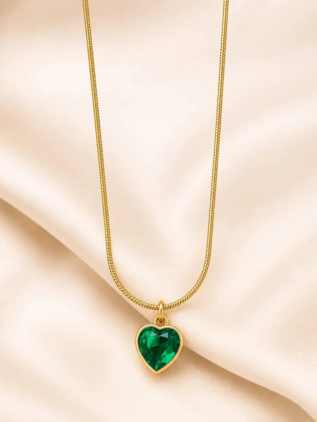 Niyanara Green Heart Pendant