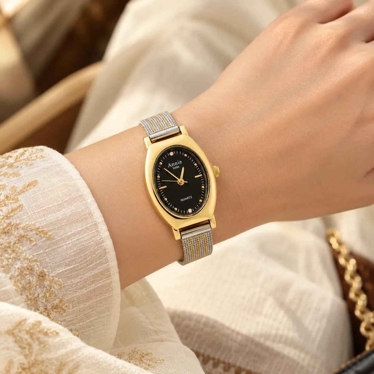 316L Stainless Steel | 18KT Gold-Tone PVD Finish Niya Noir Watch